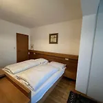 Haus Schuschnig * Бад Кляйнкирххайм