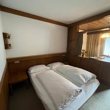 舒施尼格公寓 巴德小基希海姆