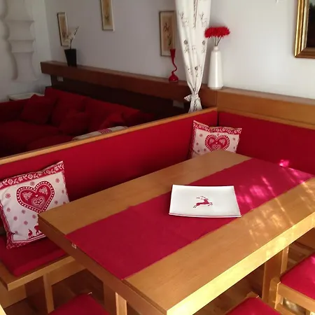 Haus Schuschnig Apartman *